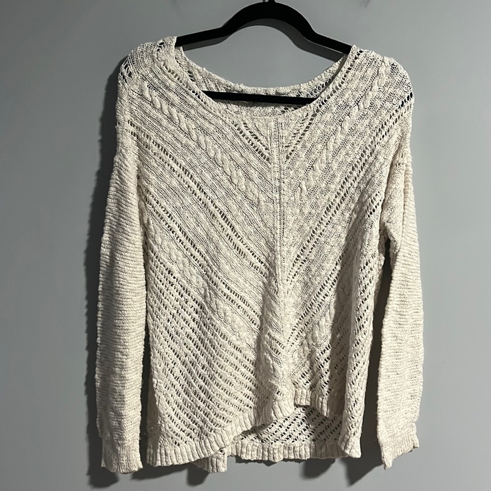 American Eagle Cream Knit Sweater